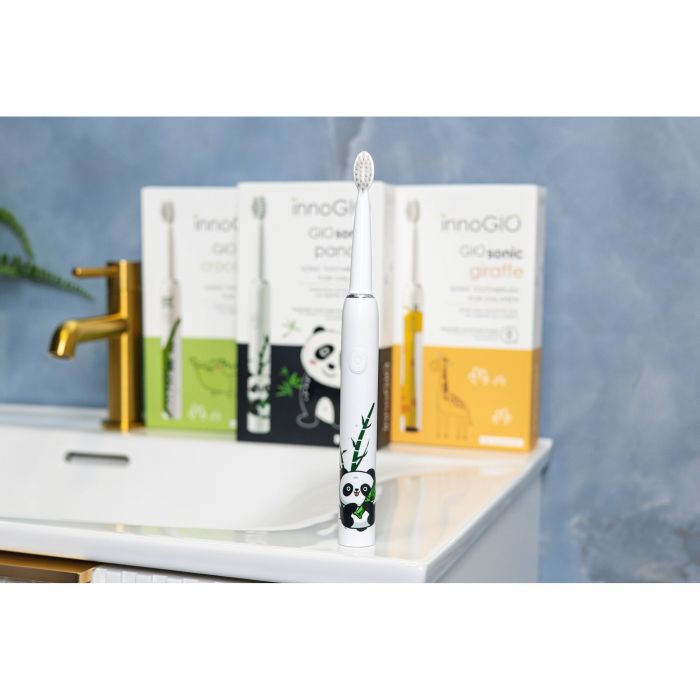 InnoGiO garsinis dantų šepetėlis panda GIO-460