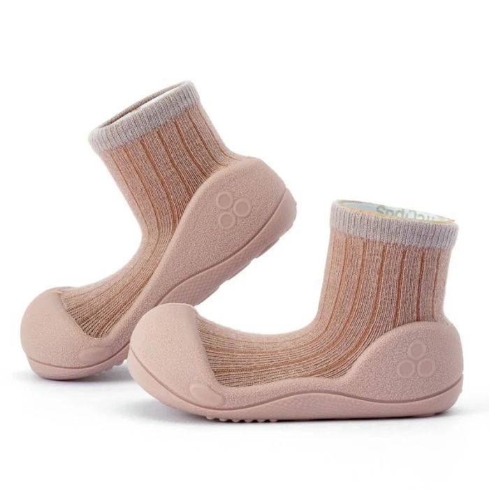 Pirmi batai kūdikiams Attipas "Berrycolon"