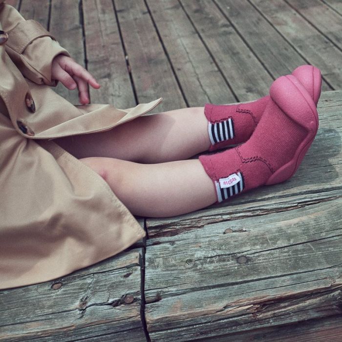 Pirmieji batukai kūdikiams Attipas "RAINBOOTS Red"