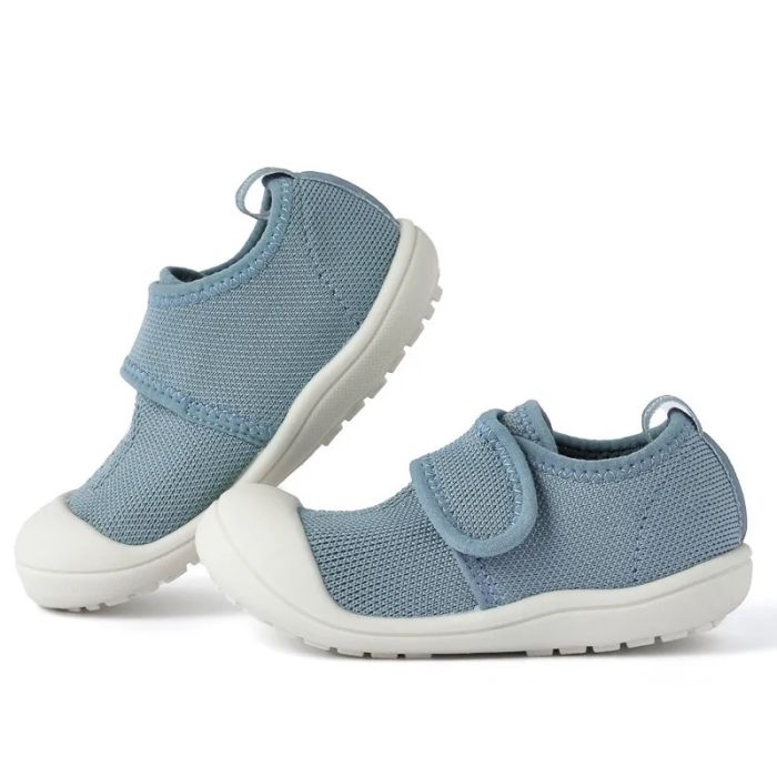 Batukai kūdikiams ir vaikams Attipas "Sneakers blue"  (24-30 dydžiai)