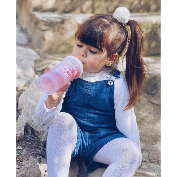 Twistshake buteliukas su šiaudeliu 360 ml nuo 6mėn baltas 78592