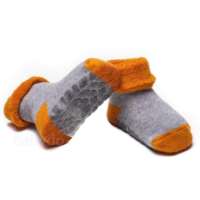 Frotinės kojinytės kūdikiui  Grey-orange "Silicon grip"
