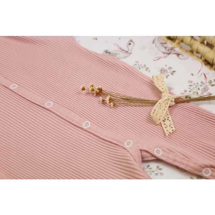 Šliaužtinukai kūdikiui "Lined lux" pale rose