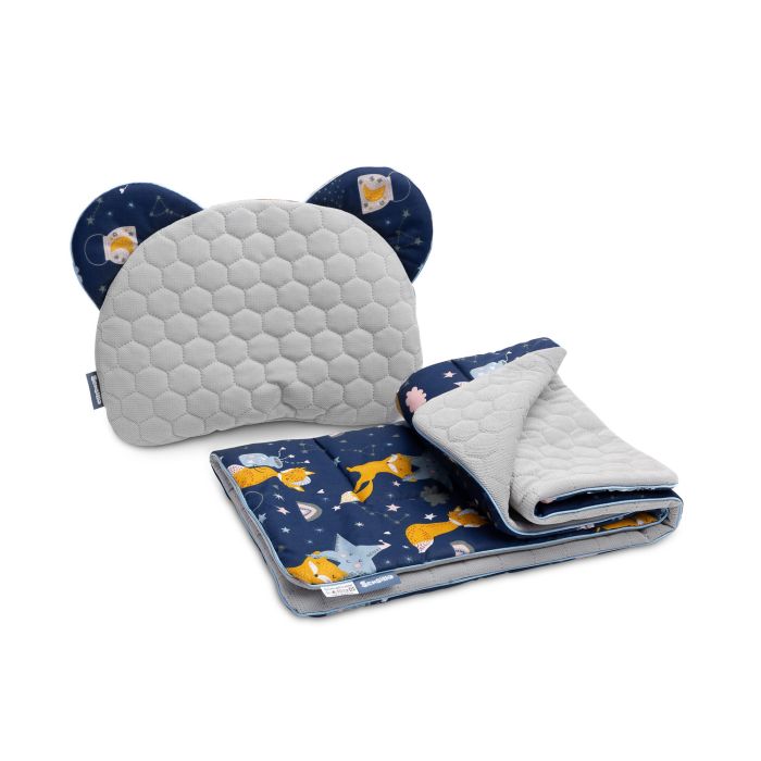 Komplektas kūdikiui "Foxes" pledas 56x76 cm ir pagalvė 36x28 cm 