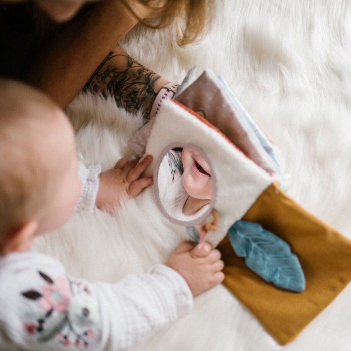 Minkšta kūdikio knygutė "Nature"