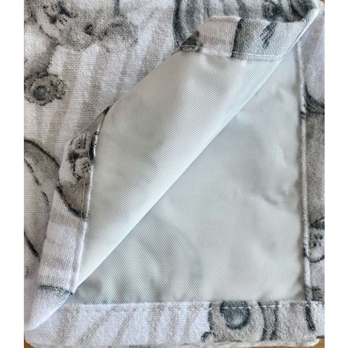 Daugkartinis neperšlampamas paklotas 45x55cm "Lion"