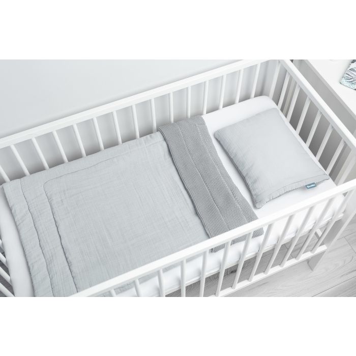 Muslino ir megztos medvilnės pledukas ir pagalvė kūdikiui "Luxury" pilkas