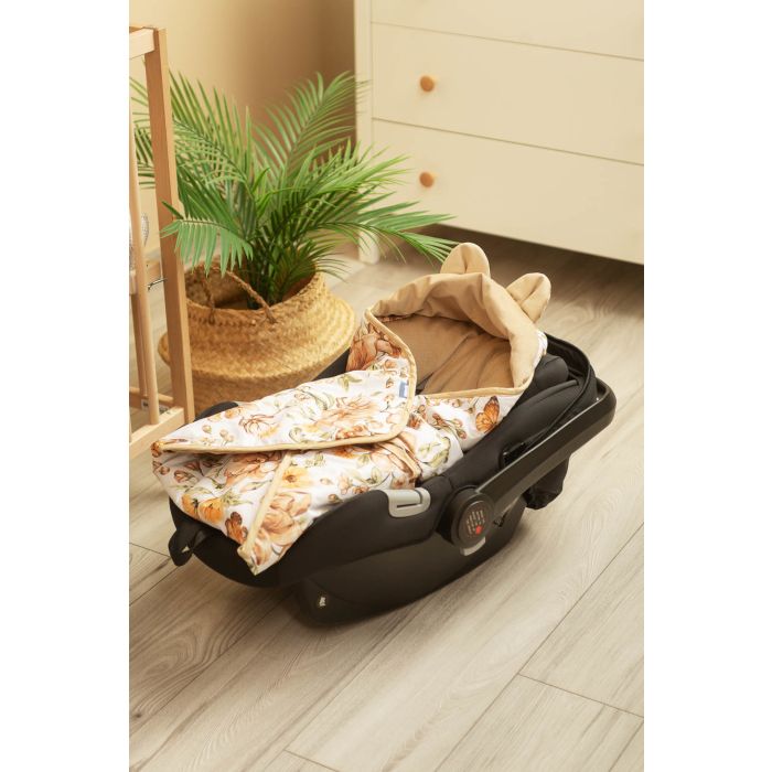 Pledas automobilinei kėdutei "Floral beige" 90x90 cm