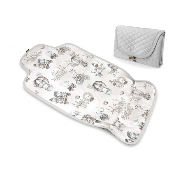 Neperšlampamas pervystymo paklotas kūdikiui "Grey zoo"