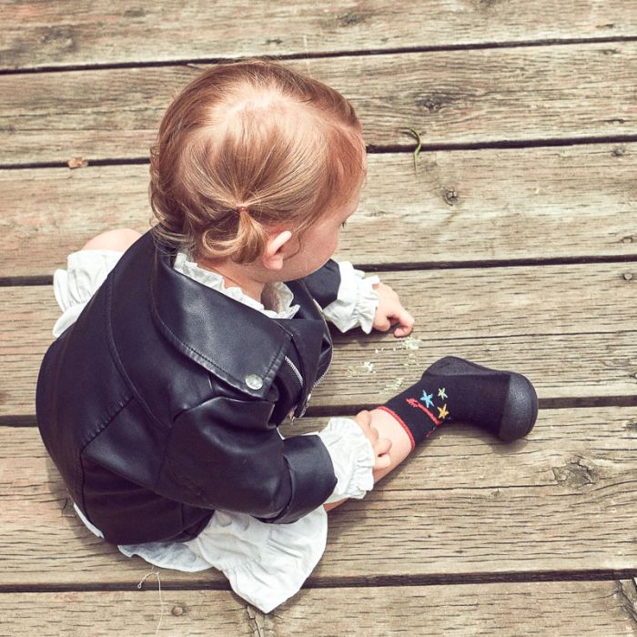 Pirmieji batukai kūdikiams Attipas "Rock black"