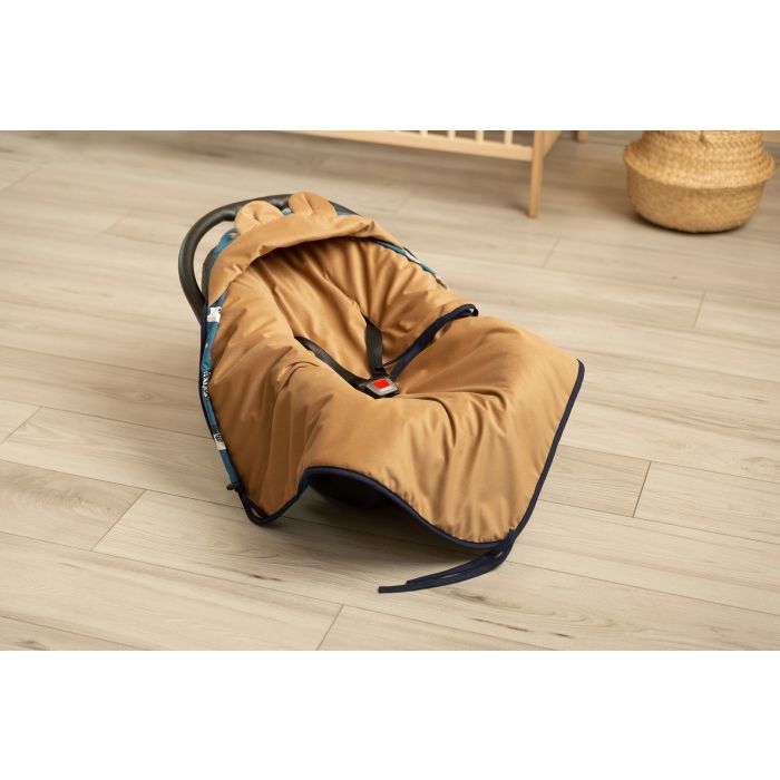 Pledas automobilinei kėdutei "Carmel" 90x90 cm