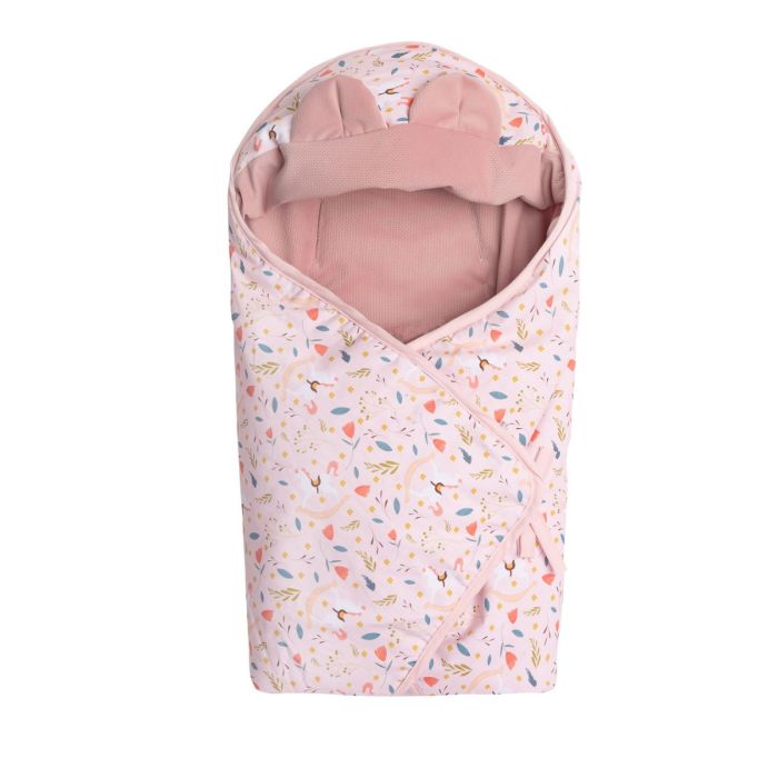 Vokelis į autokėdutę. Pledas